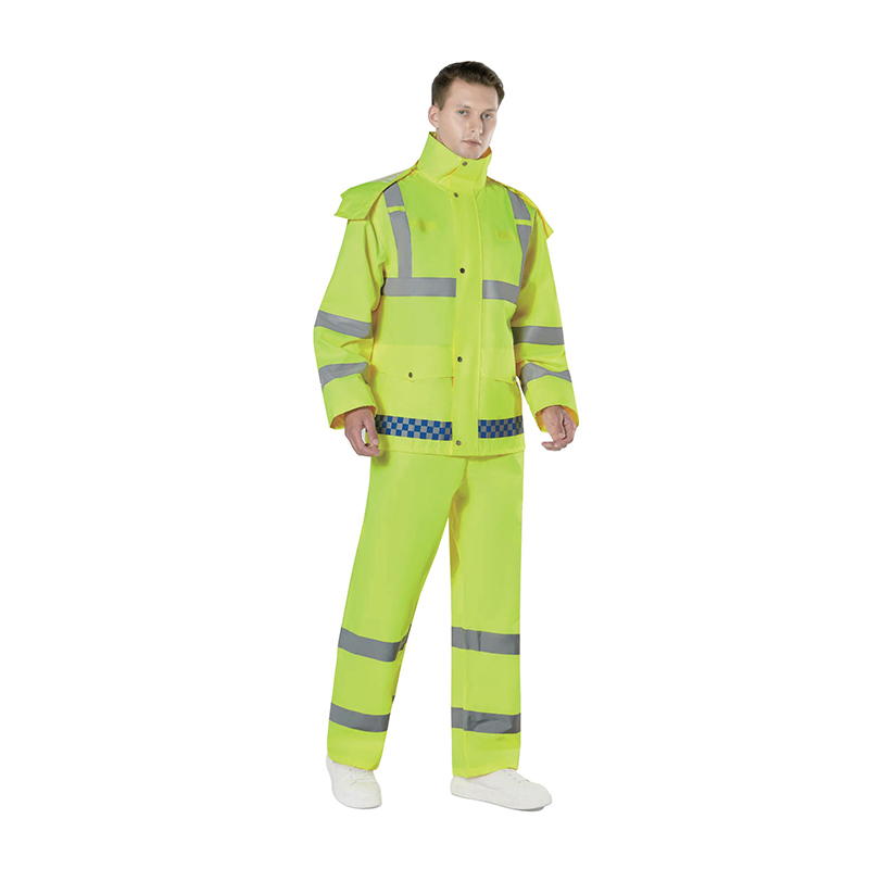 Yansıtıcı çizgilerle PVC ceket yağmurluk